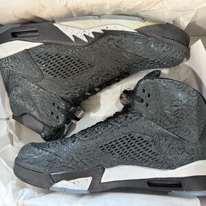 Jordan 5 labs Black and Gray Textured Sneakers size 9.5
